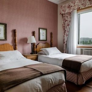 Twin Room Lake View